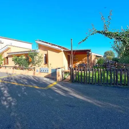 Fan Sard 10 Posti Letto Fbu-zan01 * San Lorenzo (Budoni)